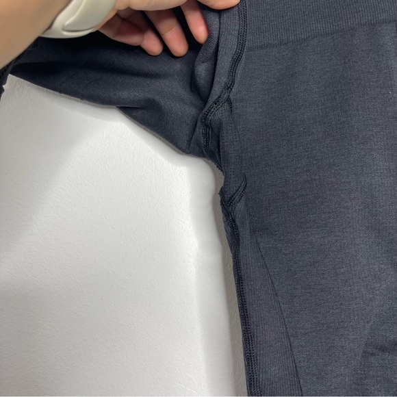 Lululemon Flow & Go Crop Seamless Leggings Size 4 - Picture 6 of 14